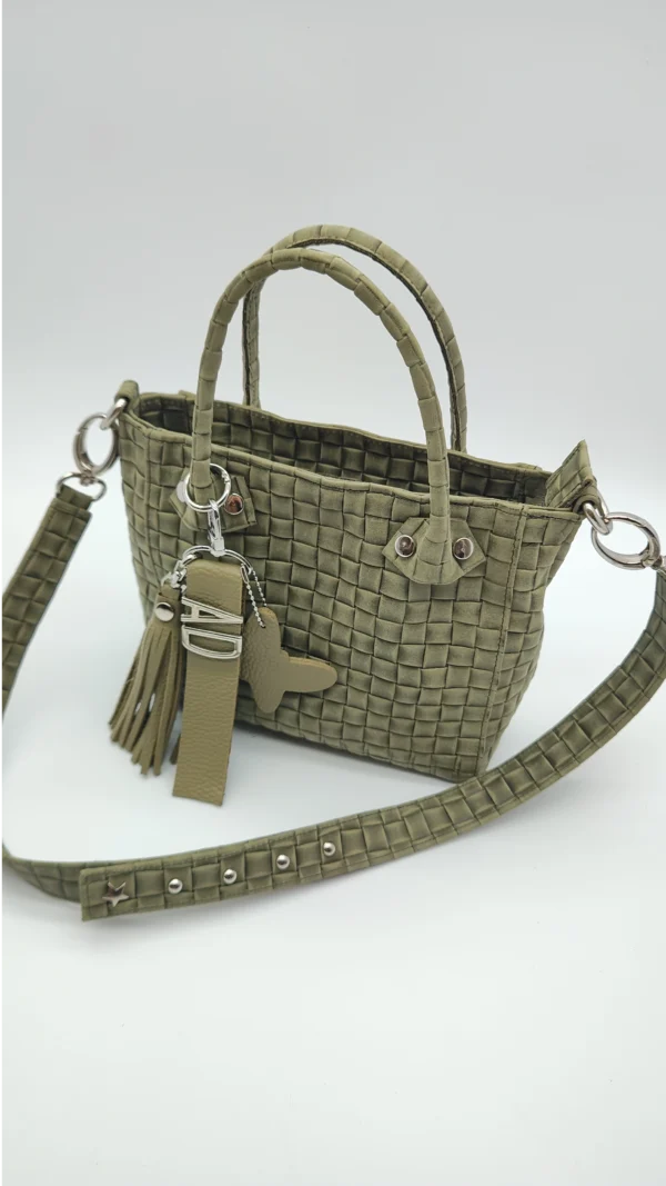 Amelie-verde-trenzado-charlotte2 Bolso compacto estructurado Ameliè vista frontal
