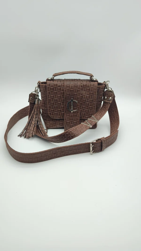 Bolso Roma 3 en 1 Charlotte Signature Choco Trenzado 5 ROMA chocolate textura trenzado Milano