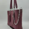 Bolso grande Paris Grand Charlotte Signature Bordeaux Anaconda 2 Bolso elegante burdeos piel grabada Charlotte Signature