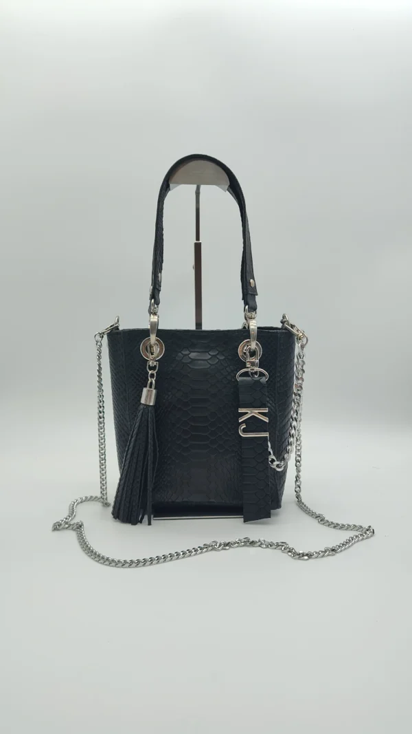 Bolso grande Paris Mini Charlotte Signature Negro Anaconda 6 Paris Mini negro textura efecto reptil detalle frontal