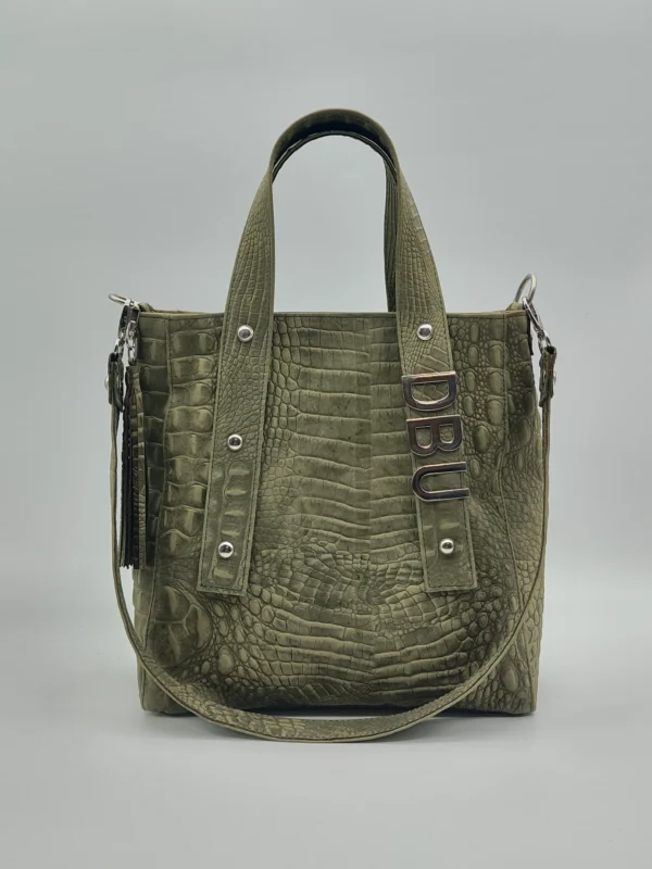Bolso tote Delfina Charlotte Verde Croco 1 Bolso tote Delfina verde en piel grabada efecto croco vista frontal