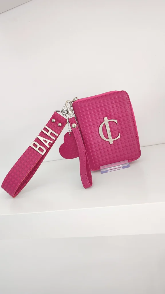 Cartera compacta fucsia piel argentina Charlotte Signature