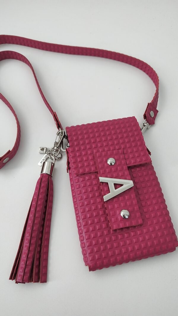 IMG_20231109_140030214 Accesorio porta móvil fucsia mujer