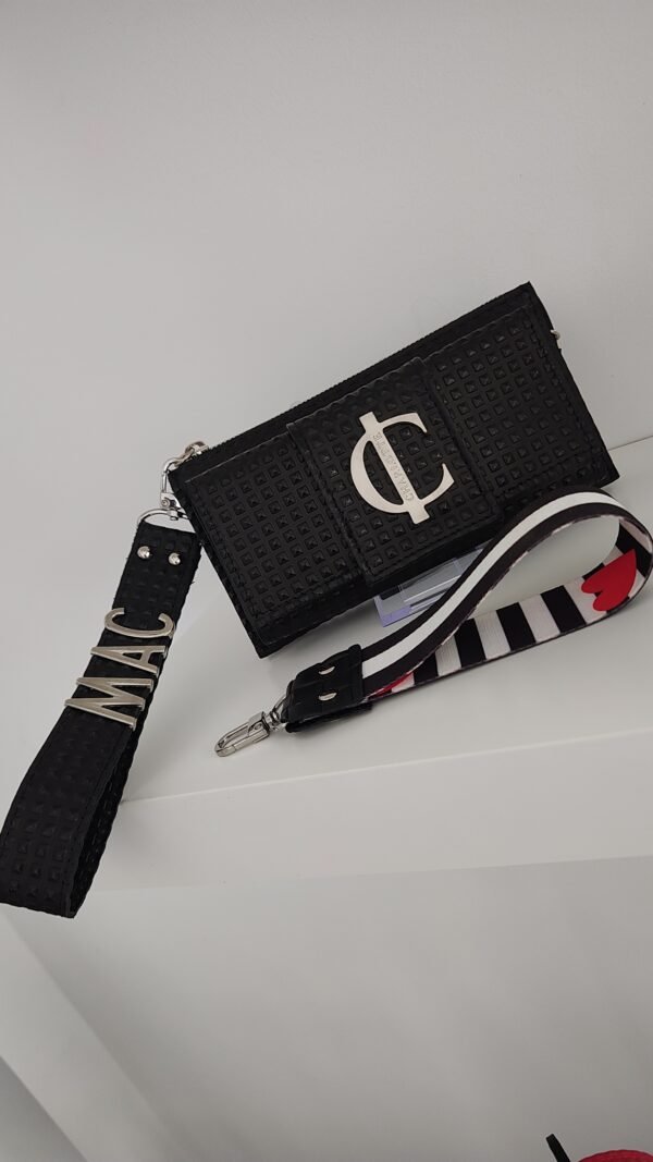 IMG_20250531_144226238 Cartera Charlotte Signature