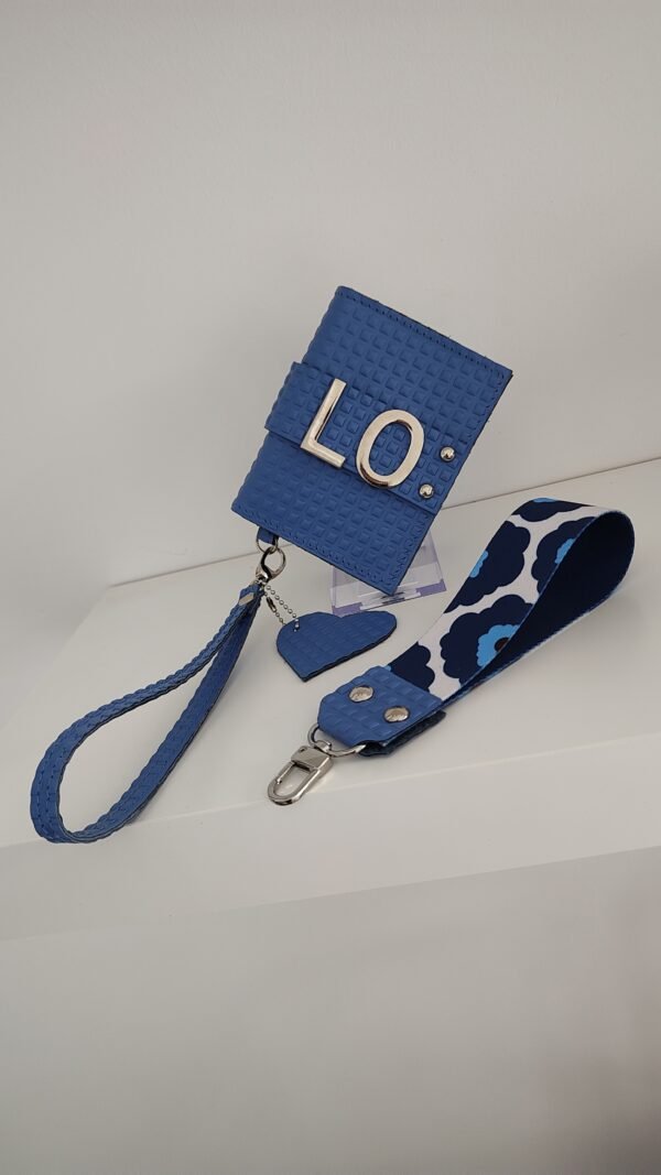 IMG_20250531_150430656 Mini Cartera Charlotte Signature | Piel Natural