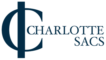 Logotipo de Charlotte Sacs, atelier de bolsos y carteras artesanales hechos a mano.
